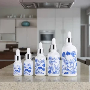 Chinese Style Hot Stamping Glass Essential Oil Dropper Bottle 10ml 15ml 20ml 30ml 50ml 100ml White Porcelain Customization