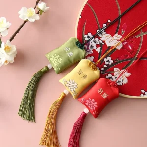 Eco-Friendly air Freshener Chinese Herbal Plants Sachet Scent Sachet in Silk Bag