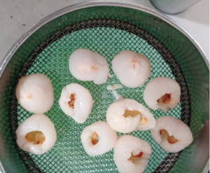 High Quality Canned Food Lychee for Food Service with Heavy Syrup and Custom Packaging