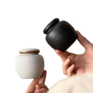 Mini 150ml Spotted Stoneware Handmade Eco-Friendly Sealed Moisture-Proof Tea Storage Caddy for Bulk Tea Leaf