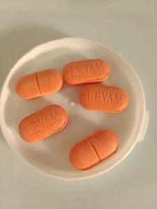 Veterinary Medicine Levamisole Hydrochloride Bolus 300mg 600mg 1500mg 2500mg Treatment of Nematodes in Cattle Sheep Goats and Poultry